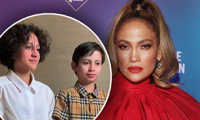 Jennifer Lopez - El Zol - Jennifer Lopez admits she has suffered from depression during the pandemic - dailymail.co.uk
