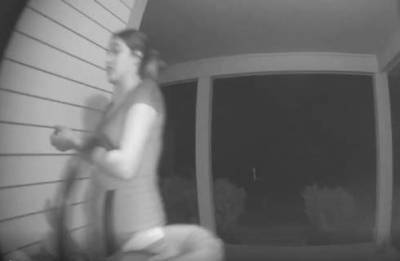 Mom abandons infant at stranger’s door in Deltona, authorities say - clickorlando.com - state Florida - county Volusia