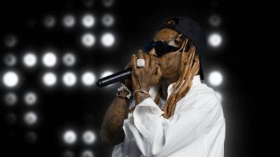 Lil Wayne - Dwayne Michael Carter-Junior - Rapper Lil Wayne faces federal gun charges in Florida, could get up to 10 years in prison - fox29.com - state Florida - county Miami