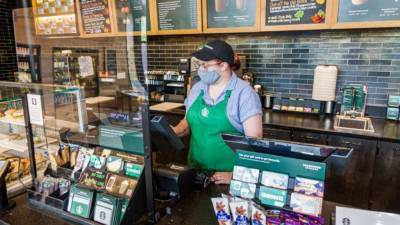 Starbucks to give raises to all US store employees - fox29.com - Usa - city Seattle