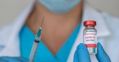 Oxford coronavirus vaccine produces 'strong immune response' in healthy older adults - mirror.co.uk - city Oxford