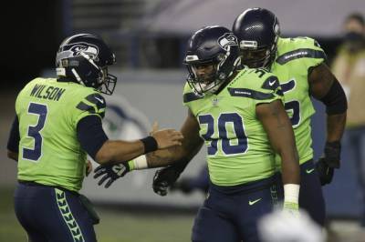 Russell Wilson - Wilson throws 2 TDs, Seahawks hold off Cardinals 28-21 - clickorlando.com - Los Angeles - county Bay - city Seattle - state Arizona - city Tampa, county Bay