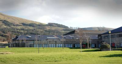 Public Health - South Ayrshire - Lynne Macniven - Girvan school and nursery hit by coronavirus as South Ayrshire heads into tier 4 lockdown - dailyrecord.co.uk