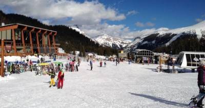 Sunshine Village institutes parking capacity as additional COVID-19 restriction - globalnews.ca