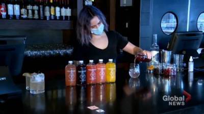 COVID-19: Laid-off oil and gas worker takes ‘that leap’ to start cocktail mix business amid pandemic - globalnews.ca