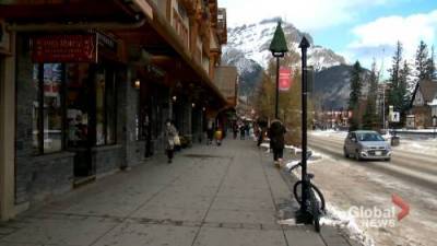 Banff enacts new restrictions as COVID-19 cases spike - globalnews.ca