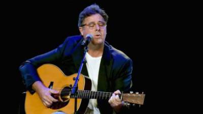 Vince Gill - Amy Grant - Steven Smith - Vince Gill, Amy Grant to host drive-in benefit Christmas concert in Central Florida - clickorlando.com - state Florida