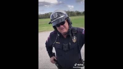 Texas officers parody 'your vehicle's extended warranty' robocalls - fox29.com - state Texas