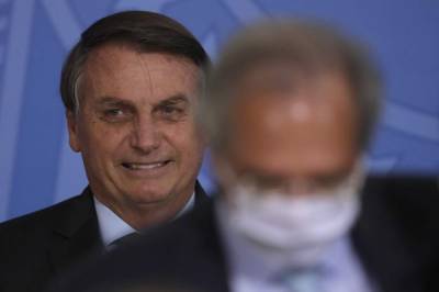 Jair Bolsonaro - Brazil's Bolsonaro rejects COVID-19 shot, calls masks taboo - clickorlando.com - Brazil - city Sao Paulo