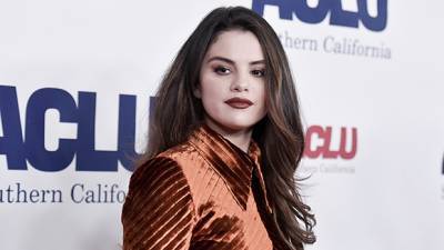 Selena Gomez - Selena Gomez: The Truth About Her IV Tube On IG Live After Fans Feared For Her Health - hollywoodlife.com