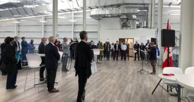 Crowd celebrates grand opening of Atlantic Tennis Centre, but not everyone stayed six feet apart - globalnews.ca - Canada