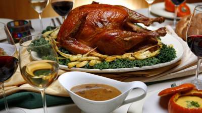 Anthony Fauci - Hosting Thanksgiving? Amid coronavirus pandemic, you may need to rethink your dinner plans: expert - fox29.com - Los Angeles