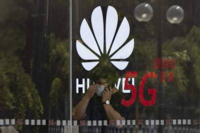 UK to ban new Huawei gear installations after Sept - clickorlando.com - China - Britain - county Johnson