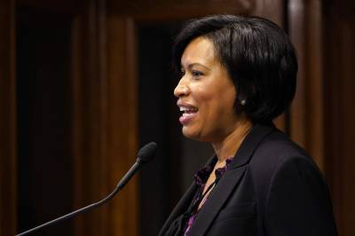 Muriel Bowser - DC to require COVID test for visitors from hot spot states - clickorlando.com - Washington - city Washington, area District Of Columbia - area District Of Columbia