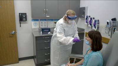 Positive coronavirus cases surpass 830,000 in Florida - clickorlando.com - state Florida