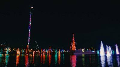 SeaWorld Orlando adds ice skating, Hanukkah and Kwanzaa festivities to Christmas celebration - clickorlando.com - city Santa