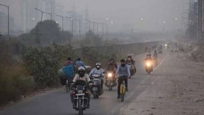 Rising pollution, Covid surge: Hospital beds in Delhi begin to fill up fast - livemint.com - city Delhi