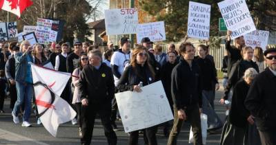 Hundreds join in Aylmer ‘Freedom March’ against coronavirus public health measures - globalnews.ca - Canada