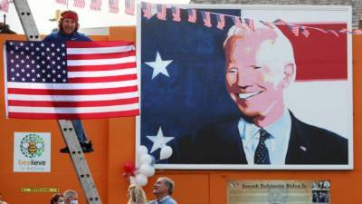 Joe Biden - Ballina, the Irish home of Biden's ancestors, celebrates his election win - fox29.com - Usa - Ireland - city Dublin