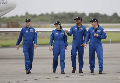 Kennedy Space Center - Mike Hopkins - Shannon Walker - Soichi Noguchi - All eyes on Eta as astronauts, SpaceX prepare for launch this week from Florida - clickorlando.com - Japan - state Florida