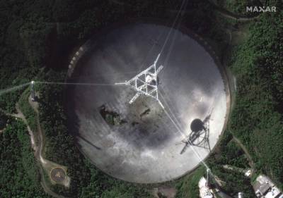Huge Puerto Rico radio telescope collapses - clickorlando.com - Puerto Rico - county San Juan
