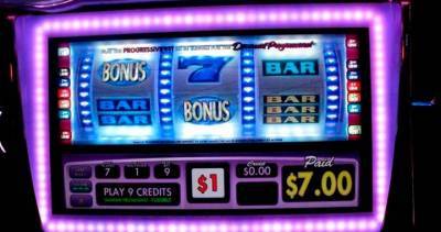 Coronavirus: Slot machines in B.C.’s shuttered casinos have been left running for 10 months - globalnews.ca