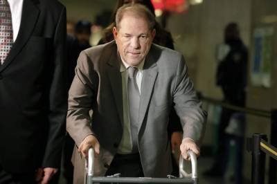 Harvey Weinstein - Beverly Hill - Another delay expected in Harvey Weinstein extradition - clickorlando.com - New York - Los Angeles - state California - state New York - county Buffalo - county Hill - county Harvey