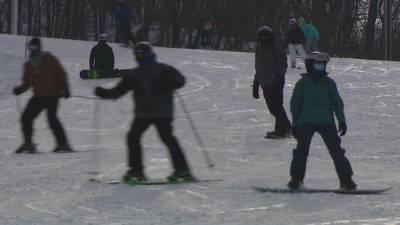 With activities canceled by pandemic, riders hit slopes in Blue Mountain - fox29.com