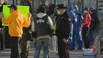 Christa Dao - COVID-19: Calgary police say they’re prepared for weekend anti-mask rally - globalnews.ca