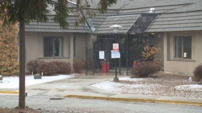 Oliver outbreak expanded; 42 positive cases at care home - globalnews.ca - county Oliver