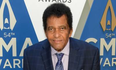 Jimmie Allen - Charley Pride - Angel Good Mornin - Country Music Legend Charley Pride Has Died at 86 from COVID-19 Complications - justjared.com - state Texas - city Nashville - county Dallas