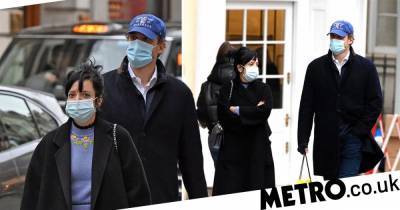 Lily Allen - David Harbour - Lily Allen finally gets round to Christmas shopping with David Harbour after isolating daughter following coronavirus outbreak - metro.co.uk