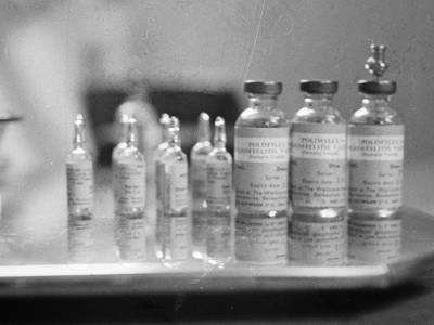 How do COVID-19 vaccines compare with other existing vaccines? - medicalnewstoday.com