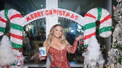 Mariah Carey - Ken Jeong - ‘All I Want for Christmas Is You’: Mariah Carey’s 1994 song tops Billboard chart, nears 1B streams - fox29.com - Usa - state Washington