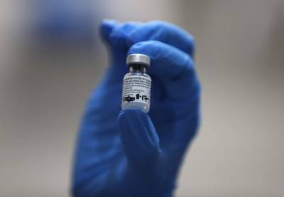 Canada administers first doses of COVID-19 vaccine - clickorlando.com - Canada - county Ontario