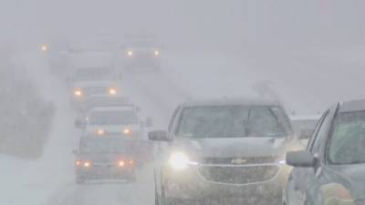 Pretty as a Christmas card, snowy Delco hunkers down to ride out Nor'easter - fox29.com - state Delaware