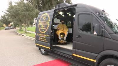 West Orange County barber adapts during pandemic to mobile barbershop - clickorlando.com - county Orange