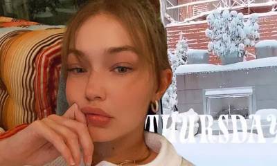 Gigi Hadid - Gigi Hadid goes makeup-free for flawless selfie showing off her new haircut at home in New York - dailymail.co.uk - New York - city Manhattan