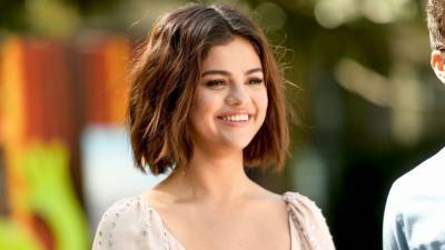 Selena Gomez - Selena Gomez Says Her Success in 2020 Has Been 'Bittersweet' - etonline.com