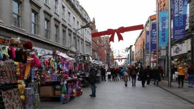 Last-minute Christmas shoppers urged to stay safe - rte.ie - Ireland
