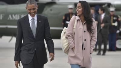 Barack Obama - Barack Obama Revealed Malia's Boyfriend Quarantined at Their House During the Pandemic - glamour.com - Britain