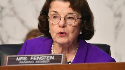 Dianne Feinstein - California woman accused of claiming $21,000 in unemployment benefits under Dianne Feinstein's name - foxnews.com - state California