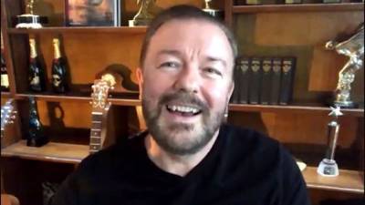 Ricky Gervais - Ricky Gervais Defends Tom Cruise After On-Set COVID Rant - etcanada.com