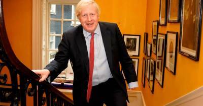 Boris Johnson 'wouldn't rule out' having Covid-19 vaccine live on TV - mirror.co.uk
