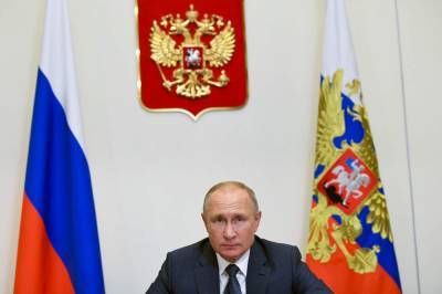 Putin orders 'large-scale' vaccination of doctors, teachers - clickorlando.com
