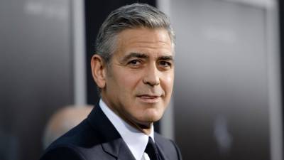 George Clooney Praises His Family and Talks COVID-19: 'There Is Light at the End of This Tunnel' (Exclusive) - etonline.com
