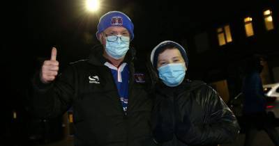 Fans return to EFL games for first time since coronavirus outbreak - mirror.co.uk