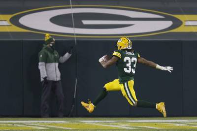 Aaron Rodgers - Aaron Jones - Packers outlast Panthers 24-16 for 4th straight victory - clickorlando.com - county Bay - city New Orleans - state Wisconsin - county Jones - county Green