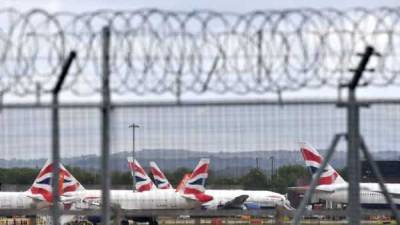 Luigi Di-Maio - Italy says will suspend flights from UK over virus variant - livemint.com - Italy - Britain