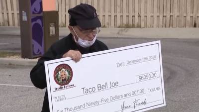 Community gifts beloved 'Taco Bell Joe' with big tip for the holidays - fox29.com - state Florida - county Bell